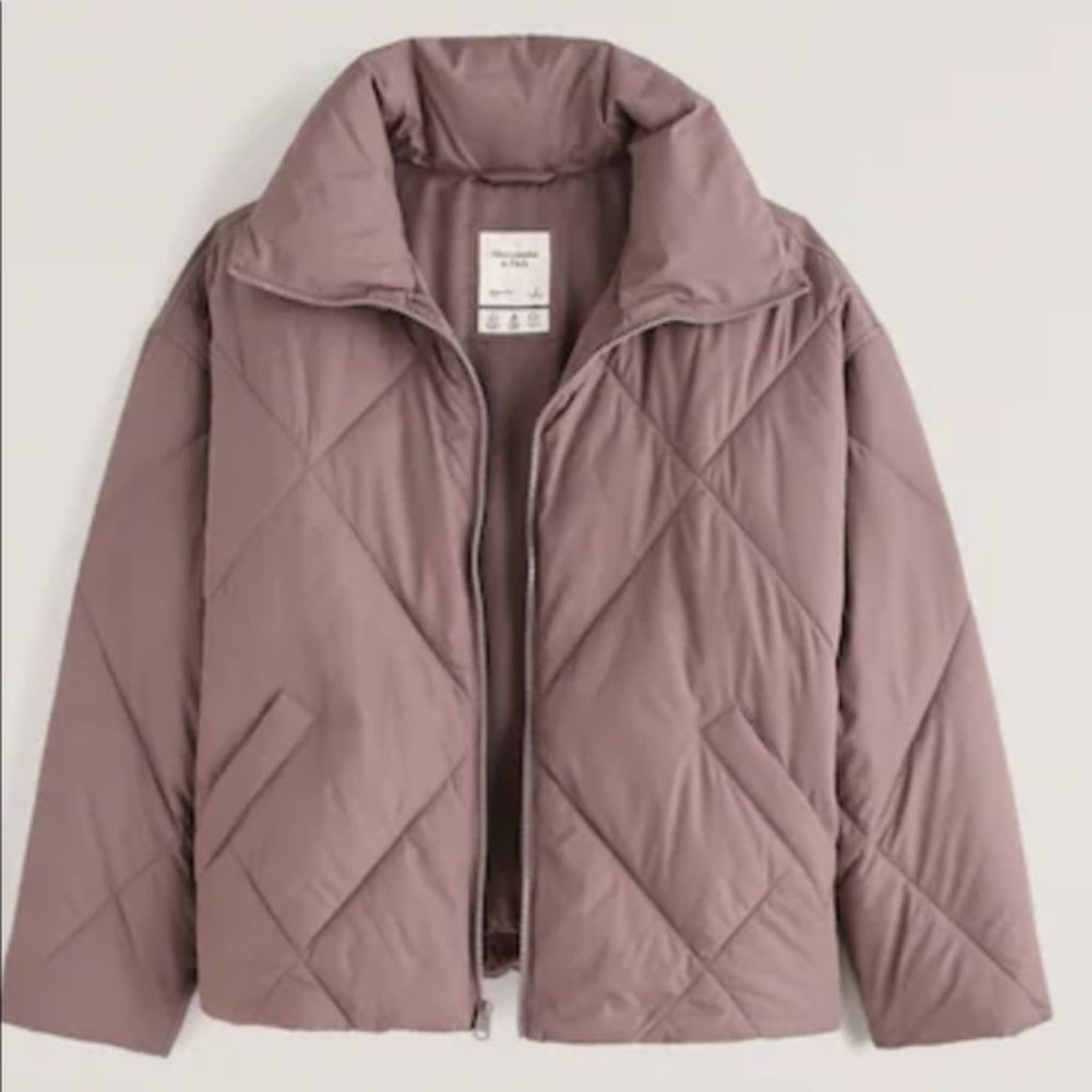Abercrombie Oversized Diamond Puffer - NewWithoutTags